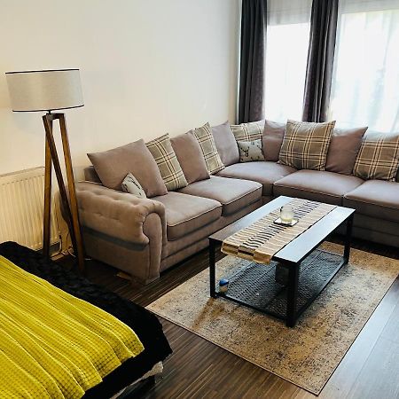 East Central London -Studio Luaran gambar